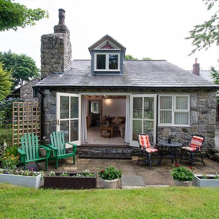 Finest Retreats - The Cottage - Luxury 1 Bed Cottage Rhydymwyn Екстер'єр фото