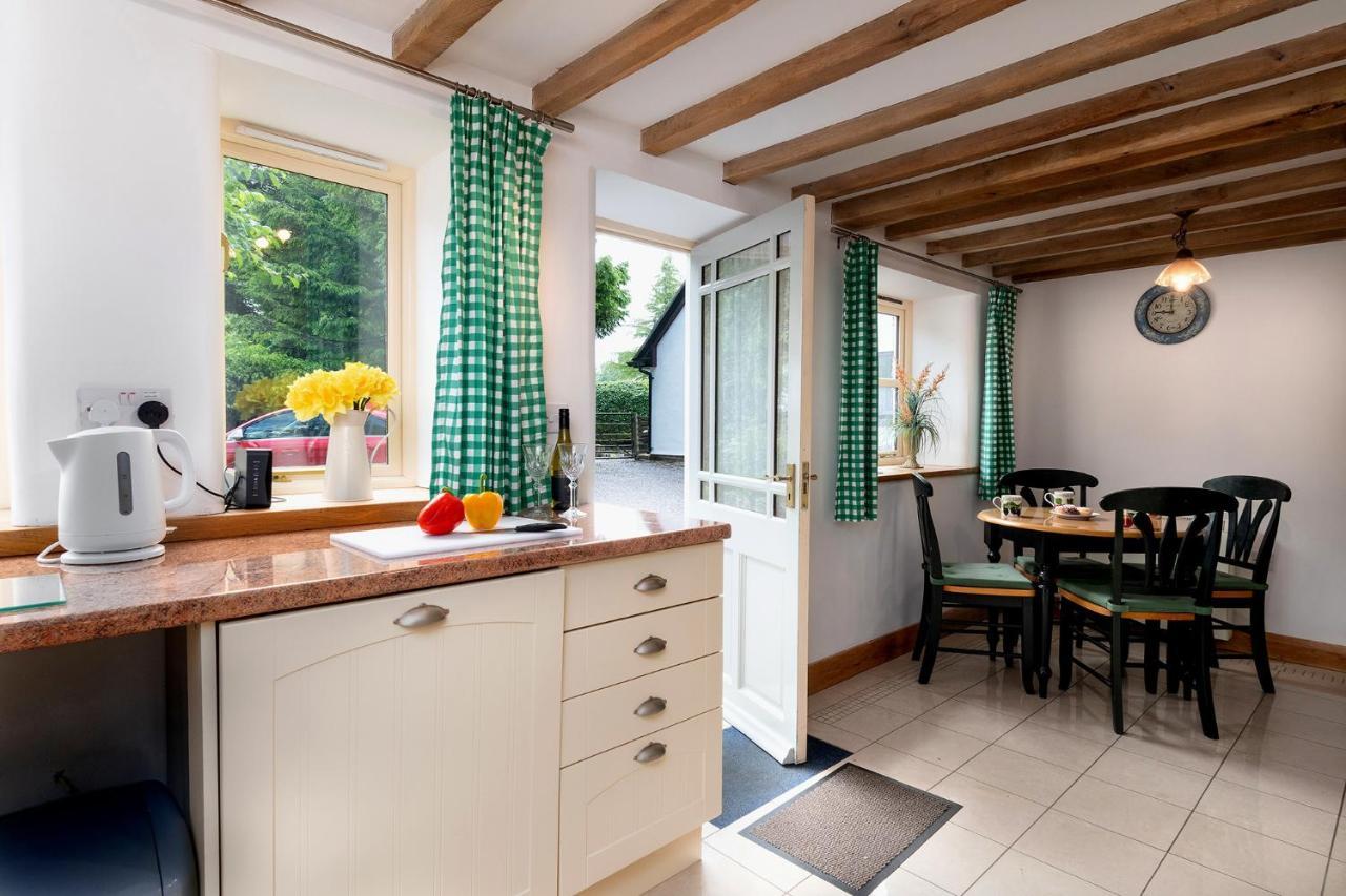 Finest Retreats - The Cottage - Luxury 1 Bed Cottage Rhydymwyn Екстер'єр фото