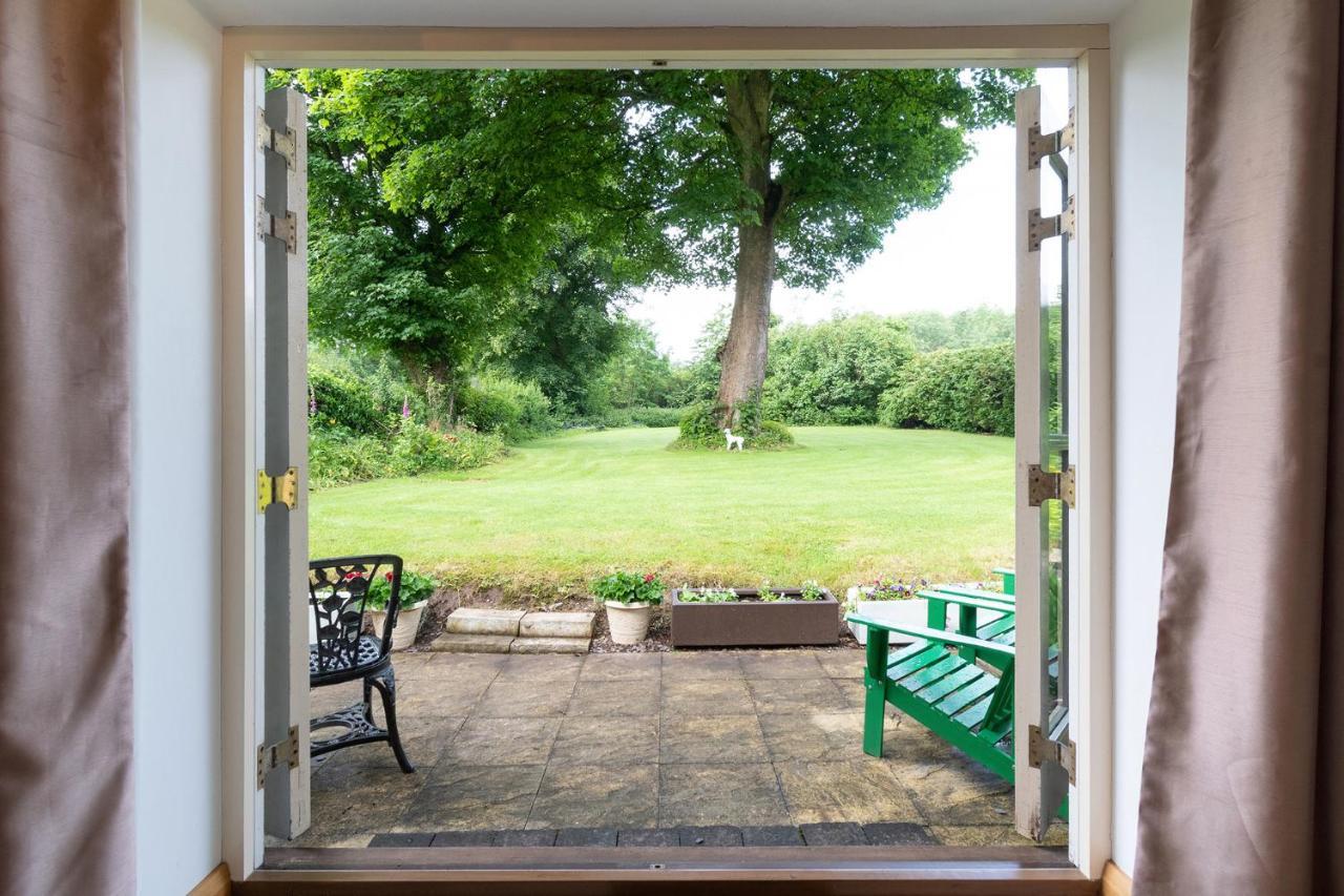 Finest Retreats - The Cottage - Luxury 1 Bed Cottage Rhydymwyn Екстер'єр фото